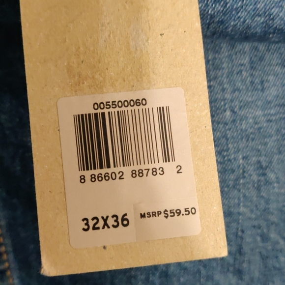 Levi's® Men's 550™ Relaxed Fit Jeans - Picture 4 of 8